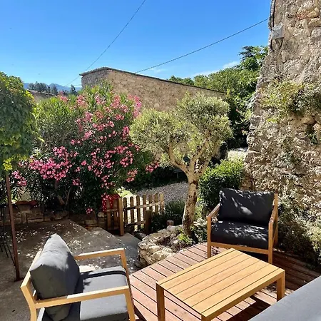 Maison d'hôtes La Bugadière *