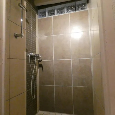 La Bugadiere Gasthof Salles-sous-Bois